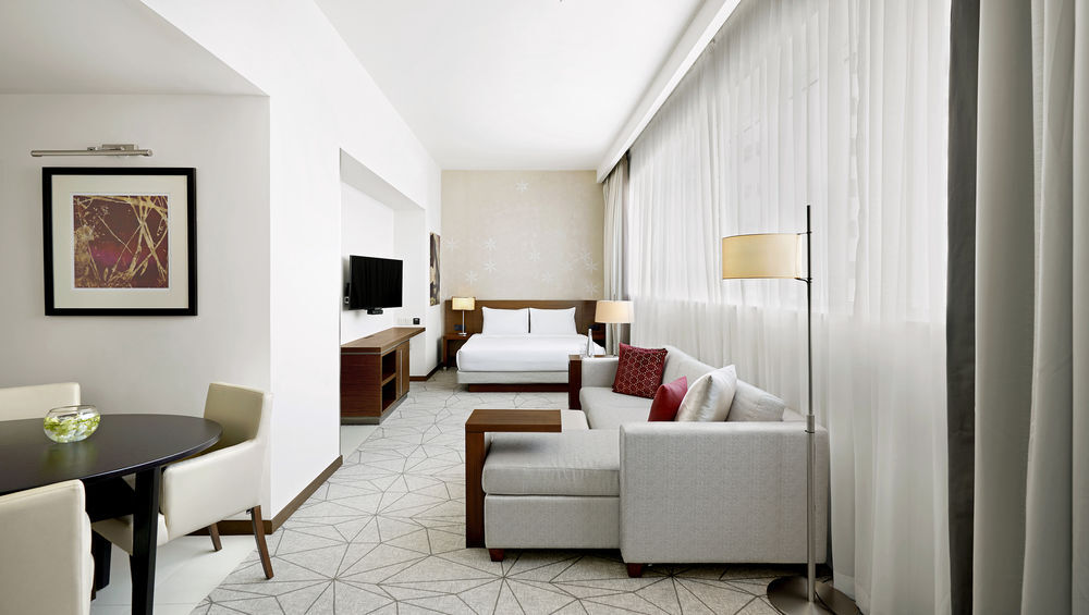 Hyatt Place Dubai Al Rigga Residences Bagian luar foto